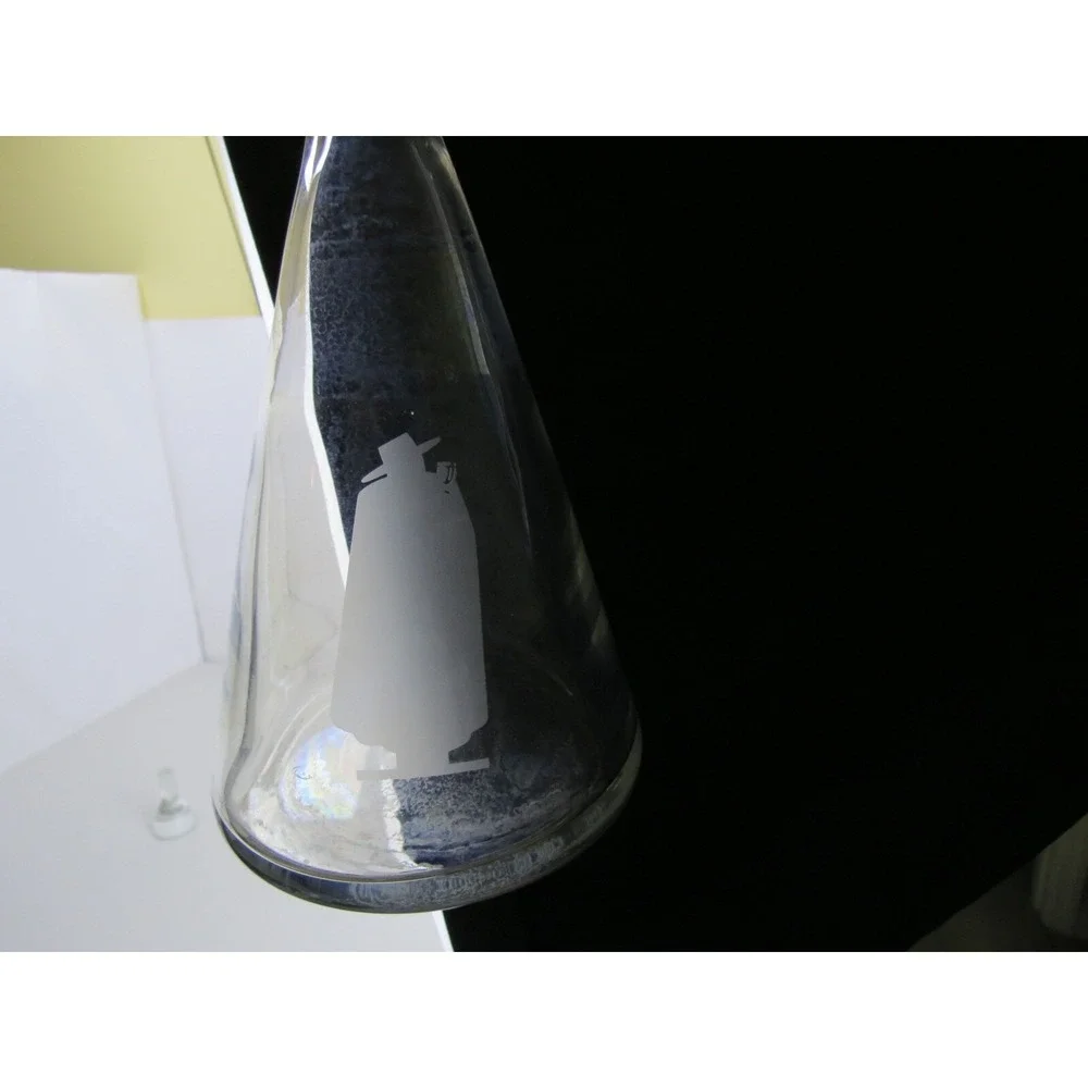 Vintage Wine Porto Sandeman White Silhouette Etch Logo Glass Decanter Carafe (C)